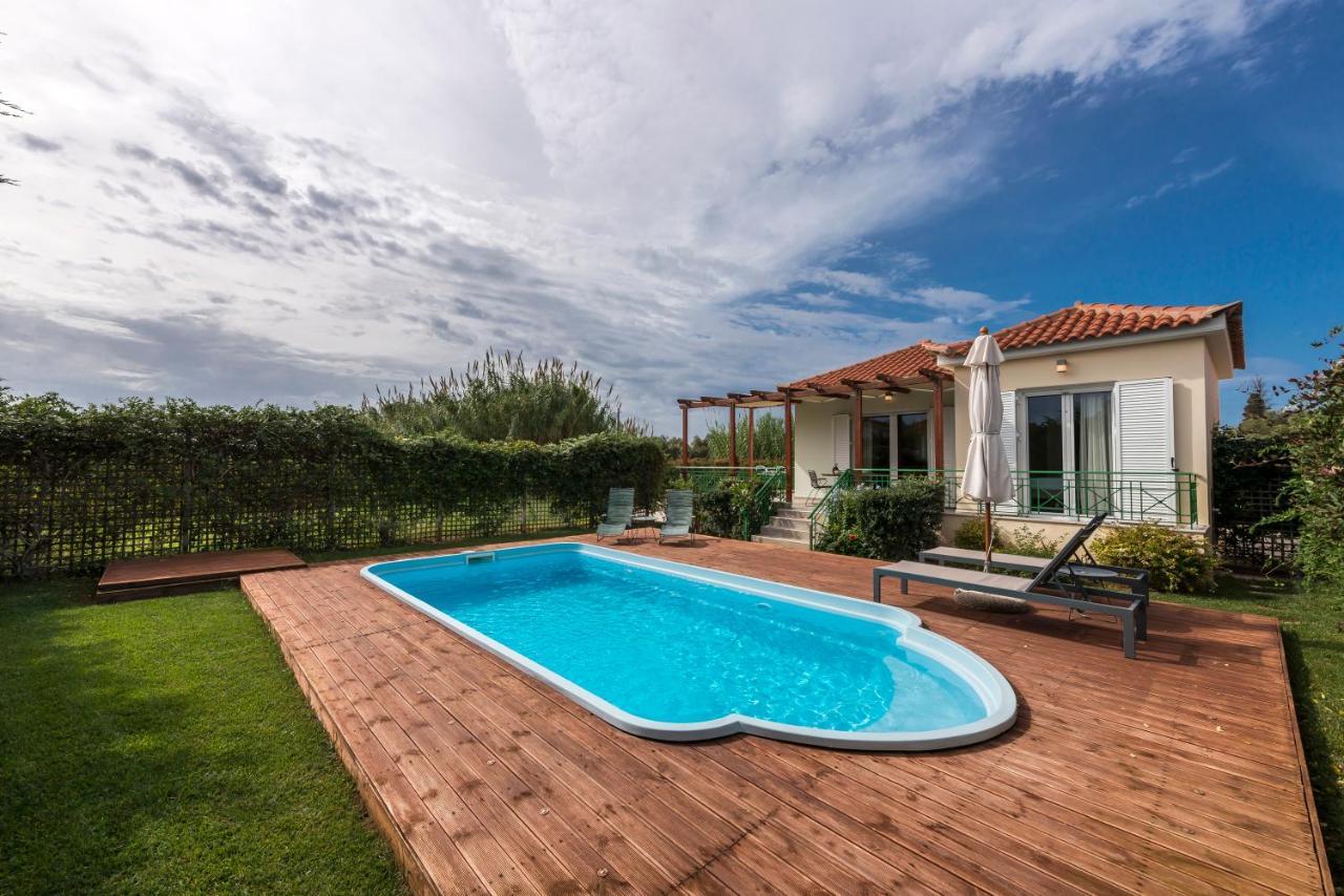 Venus Villa With Private Pool, 2Min To The Beach Finikounta Esterno foto