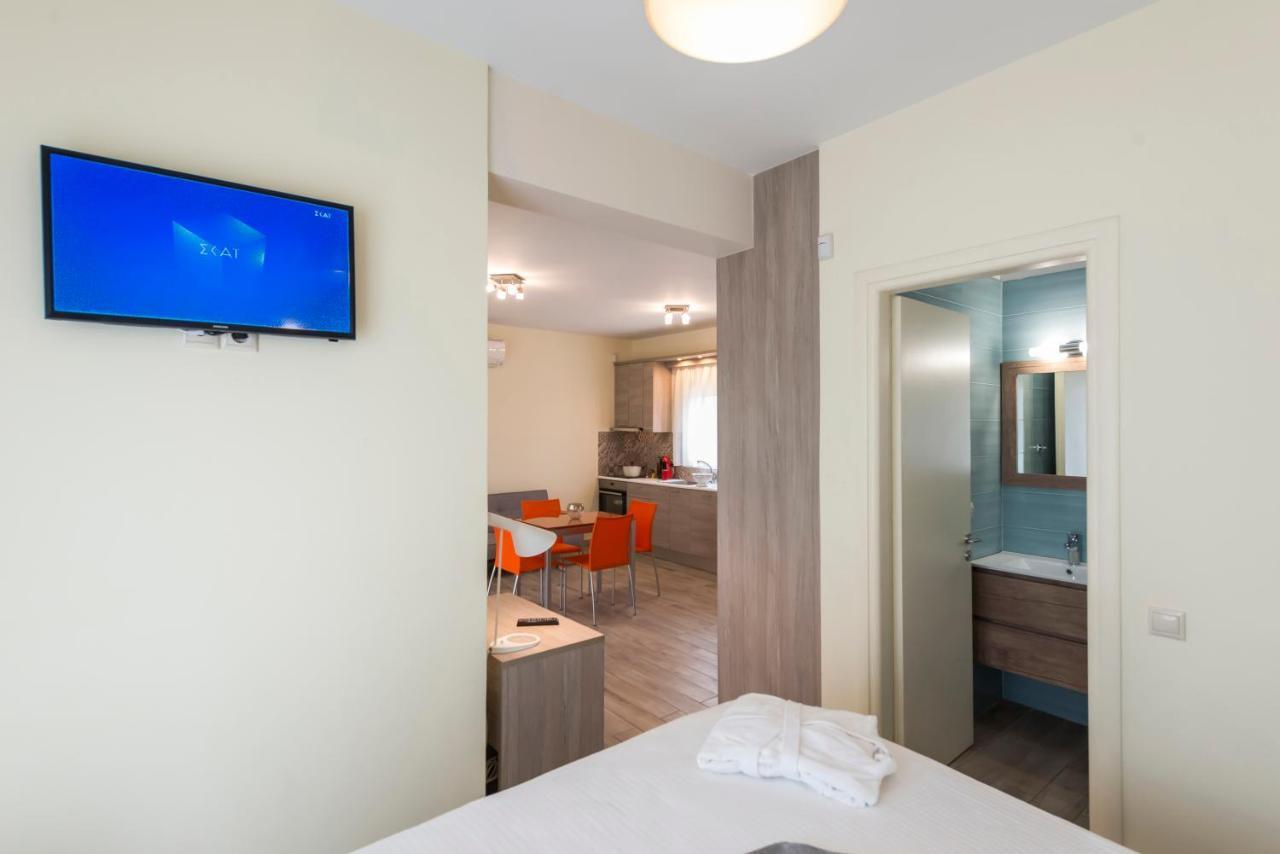 Venus Villa With Private Pool, 2Min To The Beach Finikounta Esterno foto